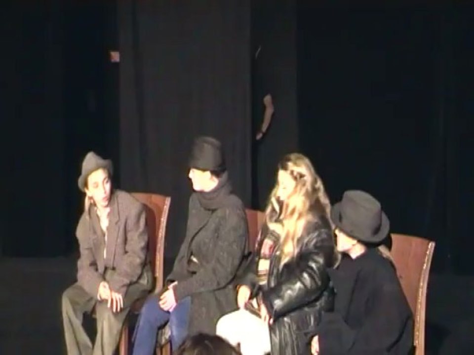 Atelier théâtre 2012/2013 - Initiation - enfants 12-14.ans (12.06.2013) vidéo Iris'mum