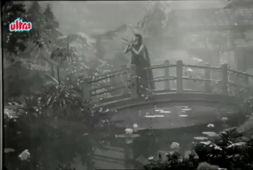 Cham Cham Baaje Payaliyan - Lata Mangeshkar, Ghunghat Song