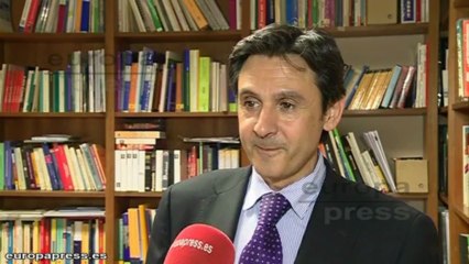 El peligro del "atracón" tecnológico acecha a los menores