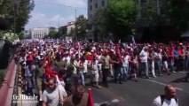 Des milliers de manifestants dans la rue à Athènes