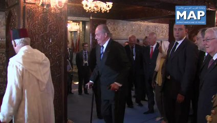 SM le Roi Juan Carlos 1-er d'Espagne visite le Mausolée Mohammed V