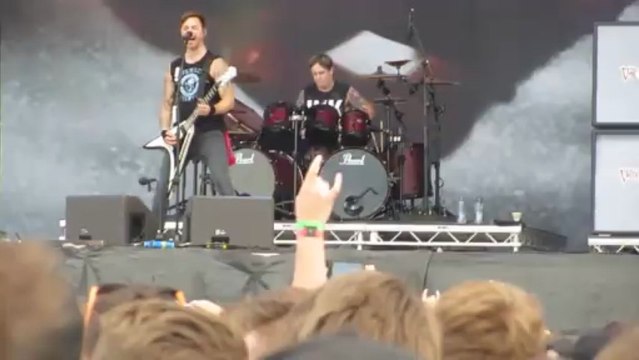 Bullet For My Valentine - Scream Aim Fire live @ Bråvalla Festival