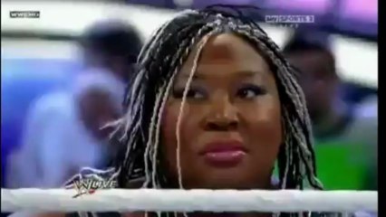 10 KHARMA BREAKS DOWN IN FRONT OF THE DIVAS