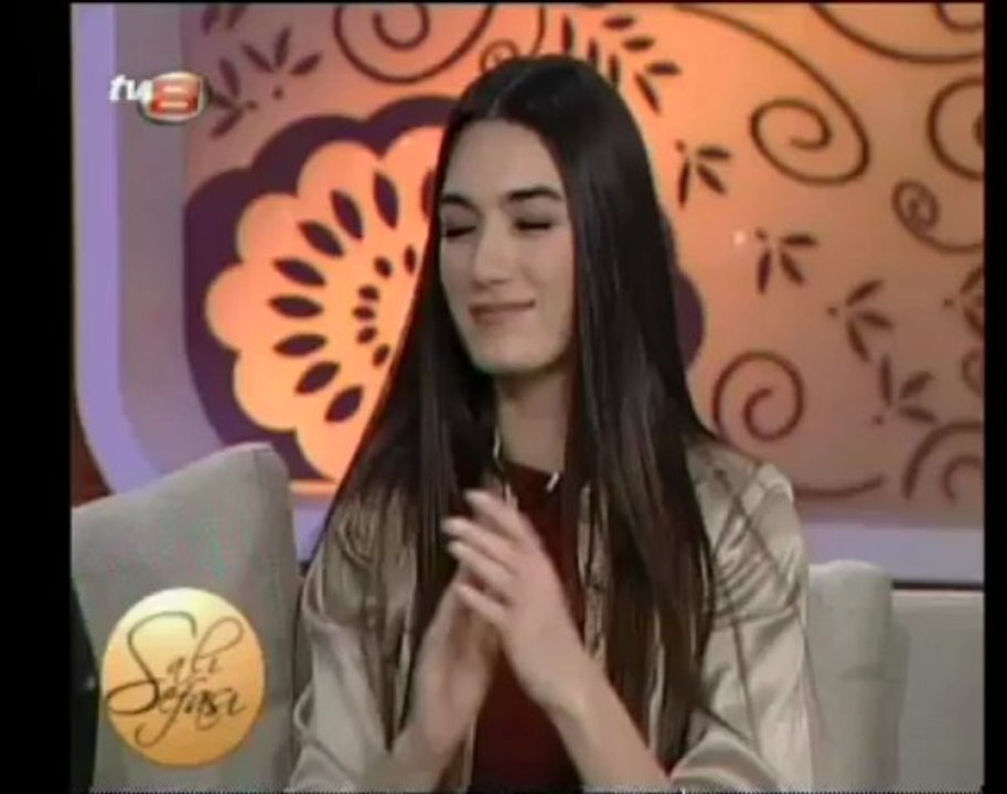 ZARA BABA BU GÜN DAĞLAR YESİL BOYANDİ CANLİ