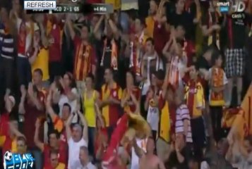 Notts County 1 – 2 Galatasaray GOL Wesley Sneijder