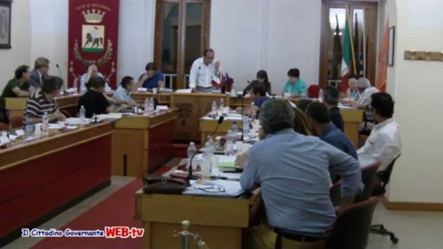 Consiglio comunale 8 luglio 2013 Punto 5 recupero e ristrutturazione fabbricato polifunzionale Via Gramsci votazione