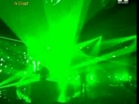 Muse at MTV starlight