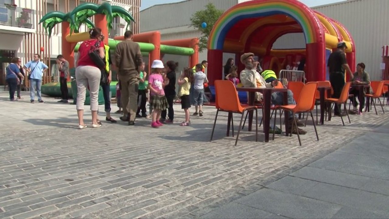 AGORA L'EMISSION 166 : LE FORUM DE LA RENOVATION URBAINE A SAINT-NICOLAS-LEZ-ARRAS, LA PLACE DU MARCHE ACCUEILLE SA PREMIERE MANIFESTATION