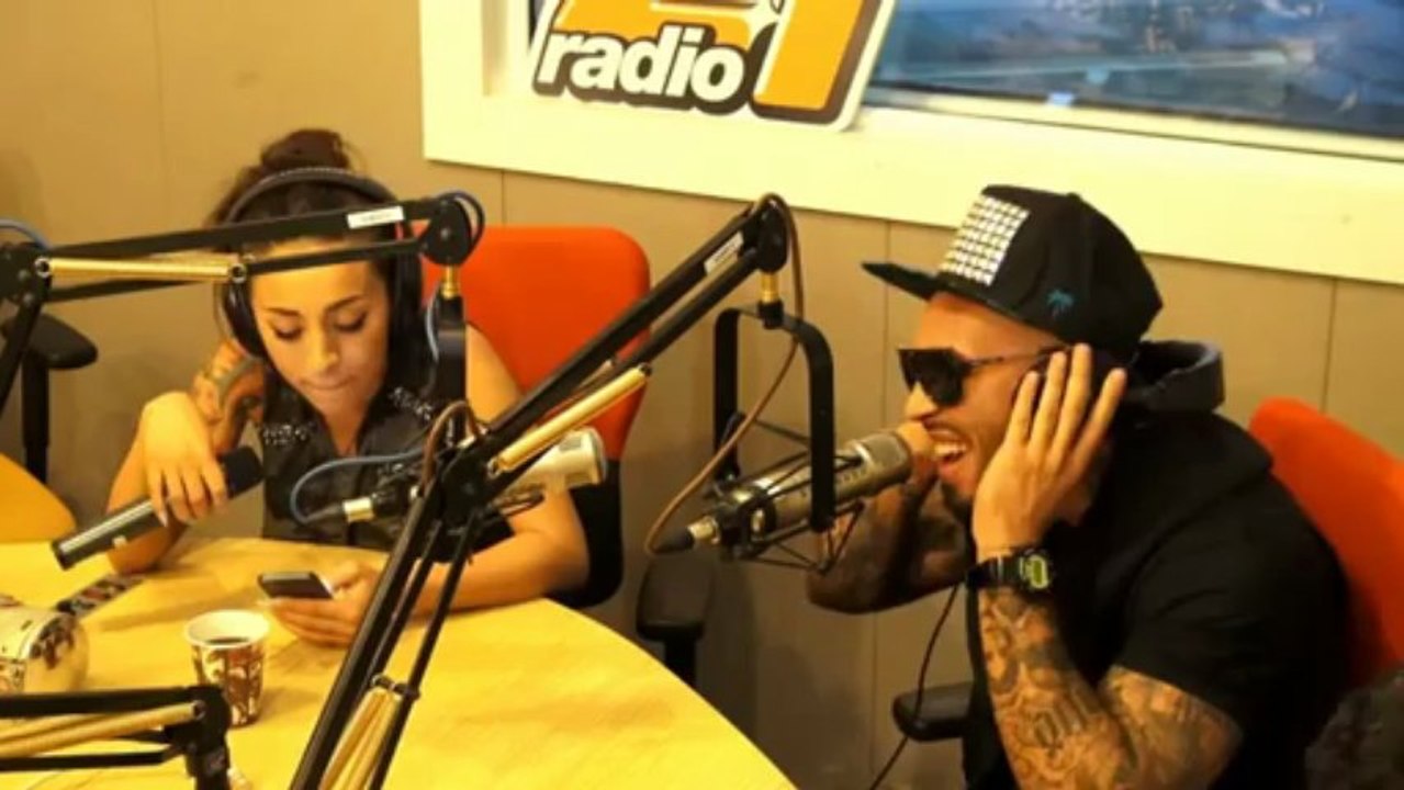 2 in 1 @ Radio 21- Ruby & Alex Velea - Fantezii (Live @ Matinalii 21)