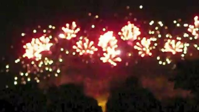 Feu d'artifice de Carcassonne- 14 juillet 2013.