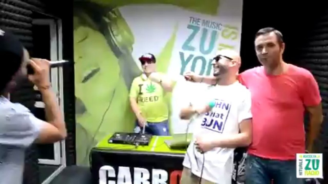 Cabron - Frunzele si iarba (Live la Radio ZU)