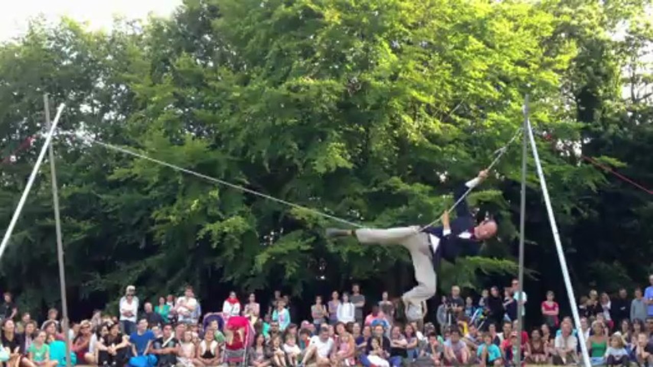 Les Pique-Niques Kerhorres 2013 - Meet Pete Sweet -