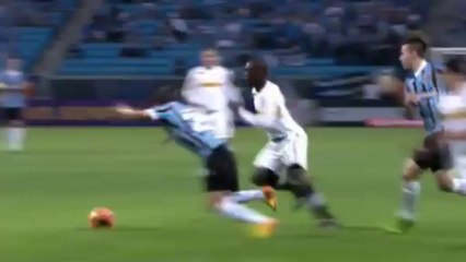 Piękna bramka Seedorfa w meczu z Gremio