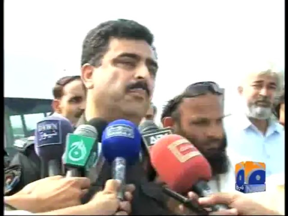 Bus Evacuated Before Blast -17 Jul 2013