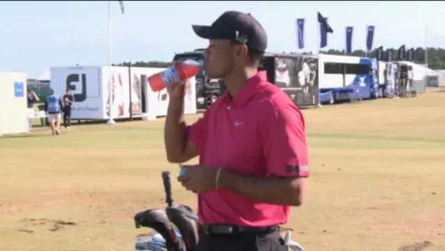 British Open - Woods, preocupado por su lesión