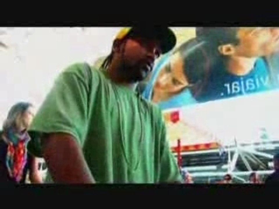 Elizio feat Celia - Ne me laisse pas