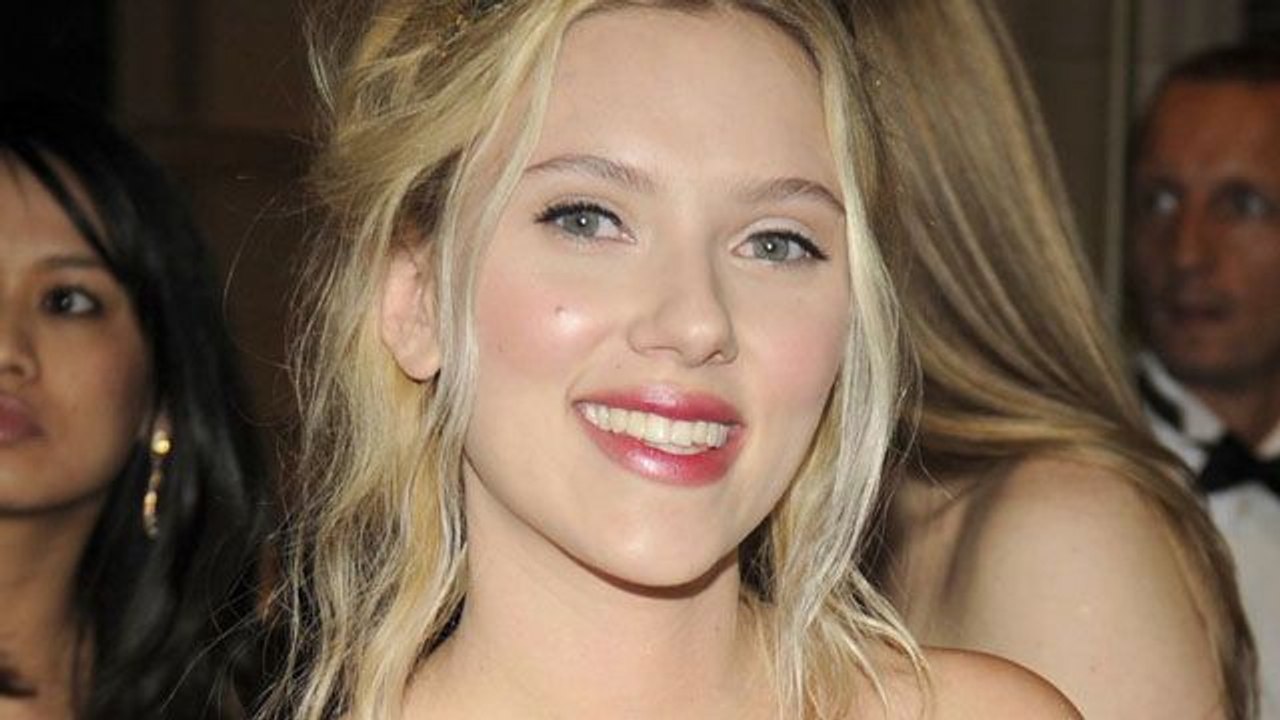 Hollywood Style Stars - Hollywood Style Star: Scarlett Johansson