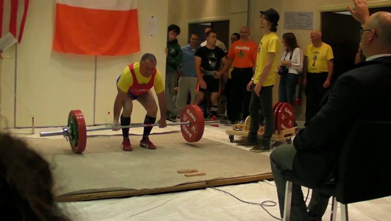 Daniel Delaporte au soulevedeterre au championnat du Monde 2013