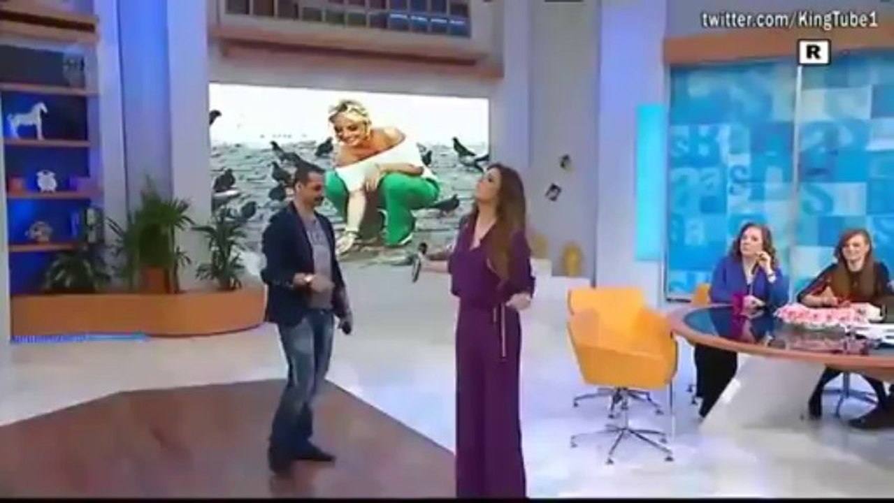 Doğuş Ft Aslı Hünel - Yıkılmadan Çıkma Karşıma (2013) - HD