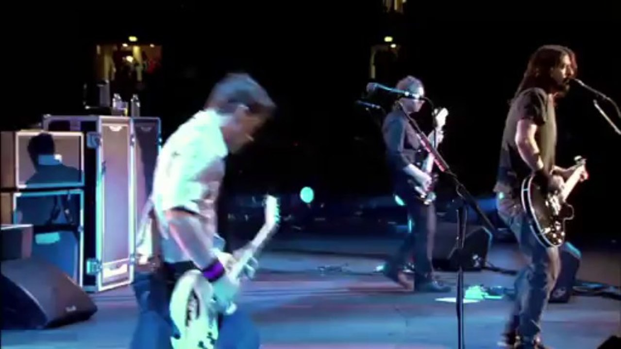 Foo Fighters - Everlong Live at Wembley Stadium 2008 HD