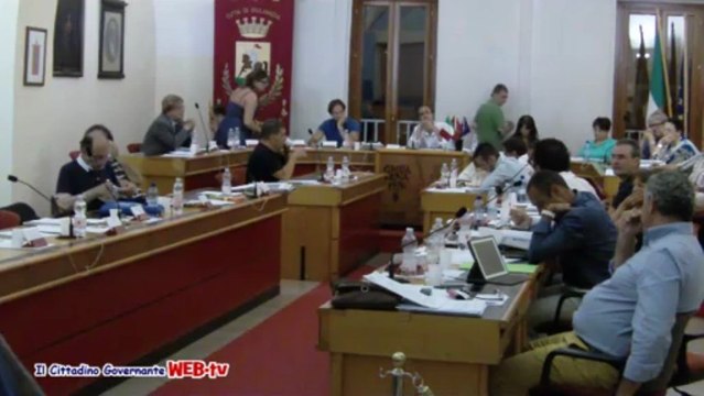 Consiglio comunale 8 luglio 2013 Punt1 2 e 4 Quartiere Annunziata intervento Cicioni