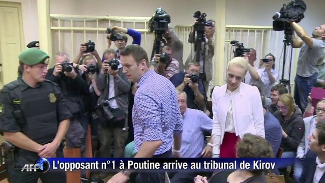 L'opposant russe Alexeï Navalny condamné à 5 ans de camp