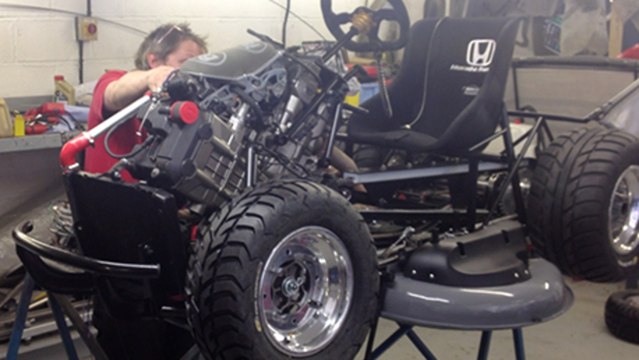 Tondeuse Honda 210 km/h Test