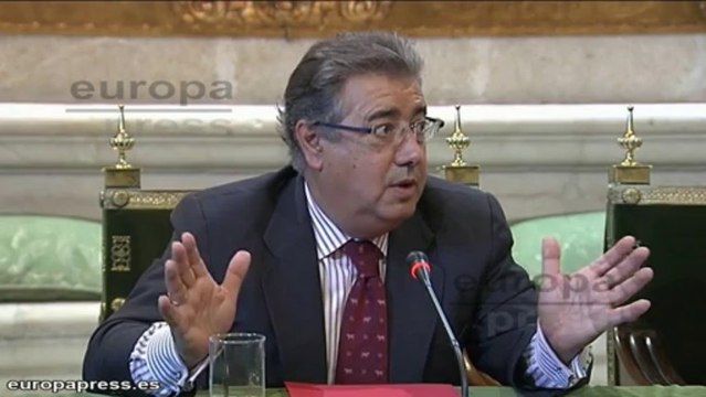 Zoido pide a Díaz desbloquear los temas pendientes
