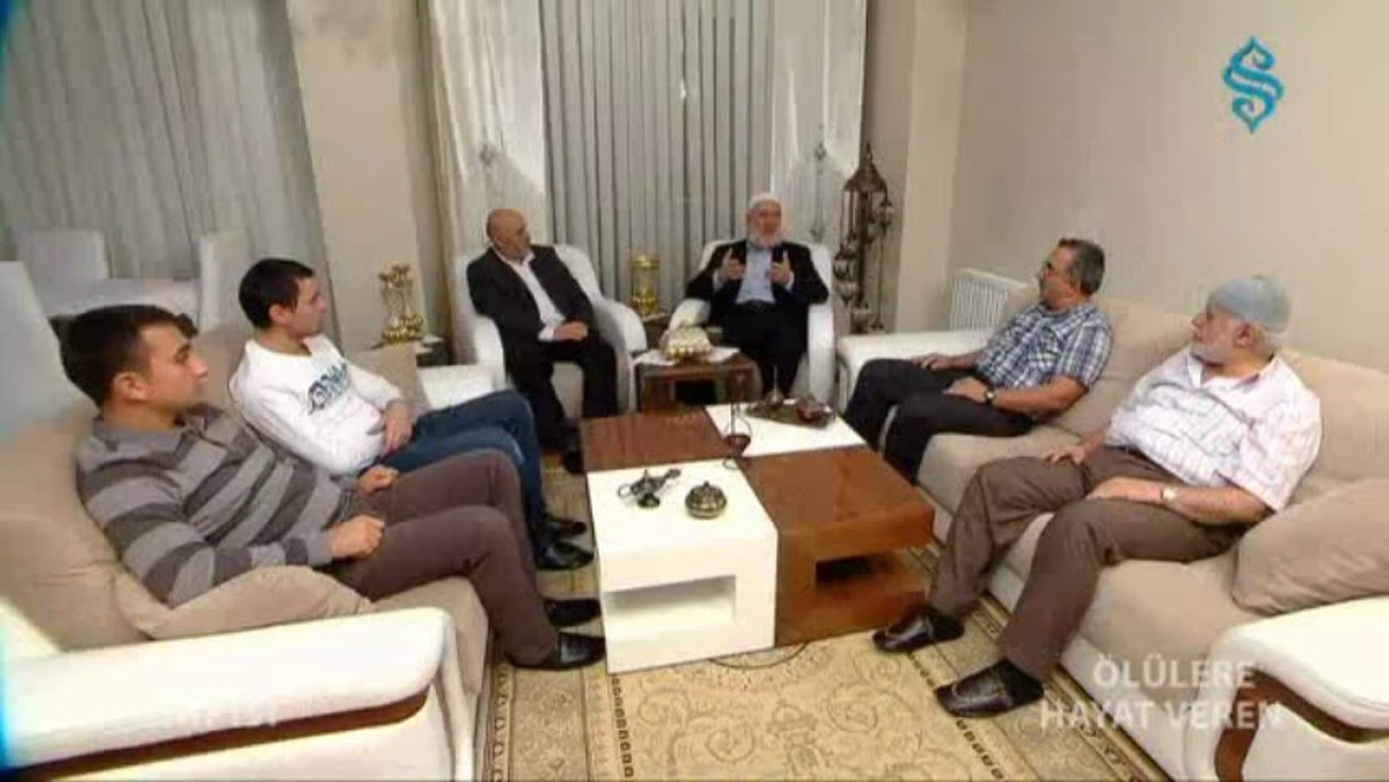 Ölülere Hayat Veren (El Hayy) - Cümle Kapısı