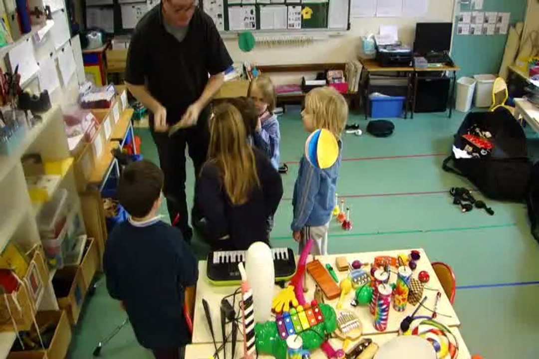 Eveil musical par le Tout Petit Conservatoire à l'école Gerson Paris 16