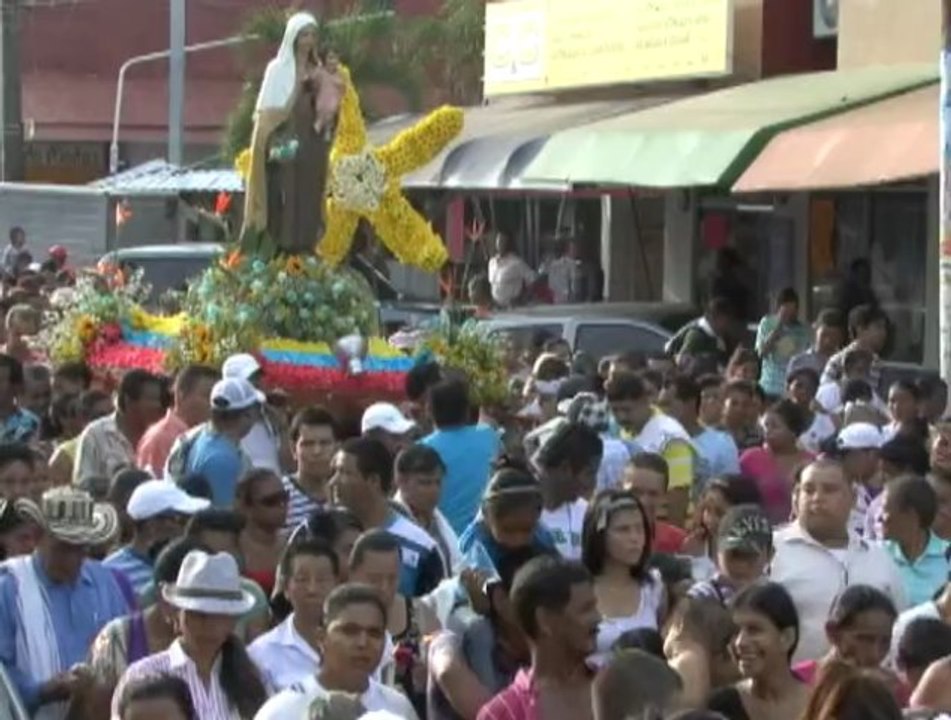 Con gran devoción y fervor los católicos del municipio de Montelíbano asistieron a la procesión de la virgen del Carmen