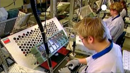 Nokia : les ventes de portables baissent encore au...