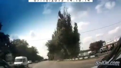 Crash sans ceinture de sécurité