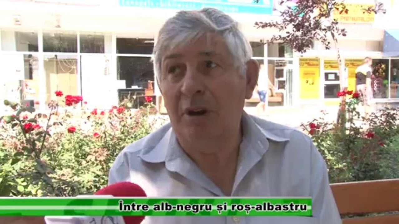 INTRE ALB NEGRU SI ROS ALBASTRU