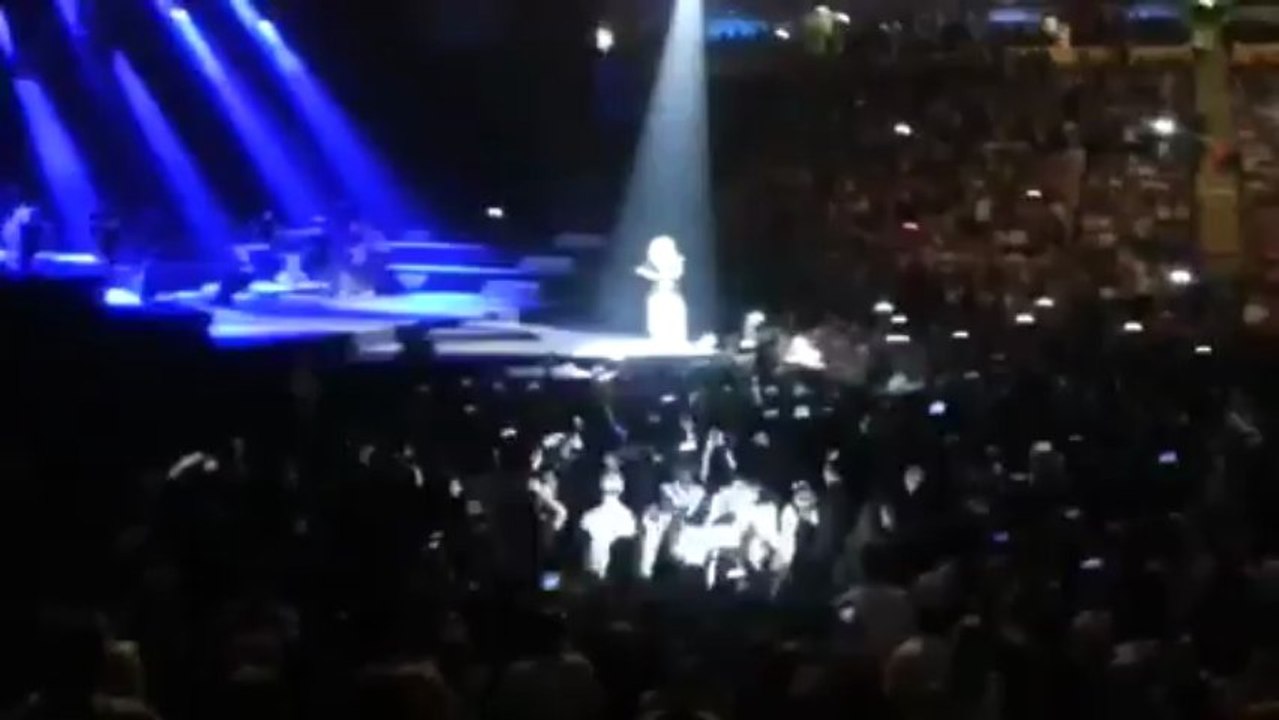 Rihanna Gets Missiles Thrown At Her In Manchester 16_7_13 -