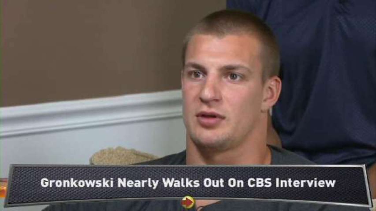 Gronkowski Refuses to Discuss Hernandez