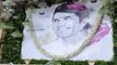 Bollywood at Rajesh Khanna's Residence on First Death Anniversary