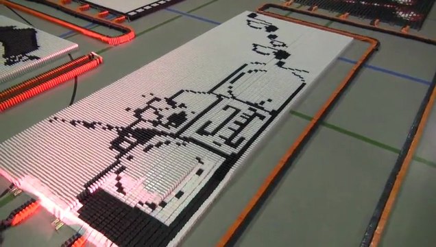 275 000 Dominos - Record du monde de Domino