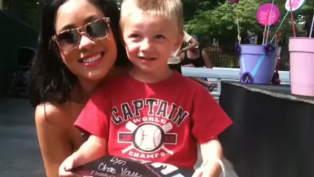 Lexi Meet n Greet Six Flags NY Summer Concert 2012