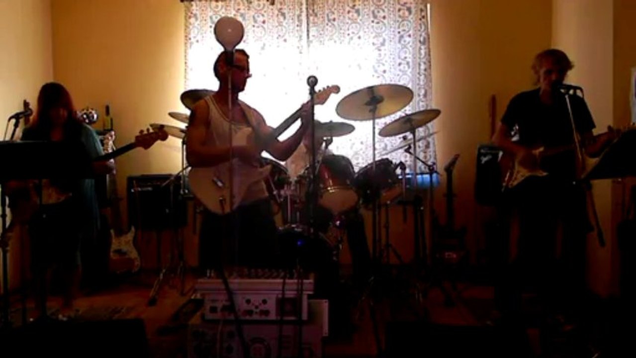 Zespół Lotos -Moje serce jest gorące( Własny utworek )