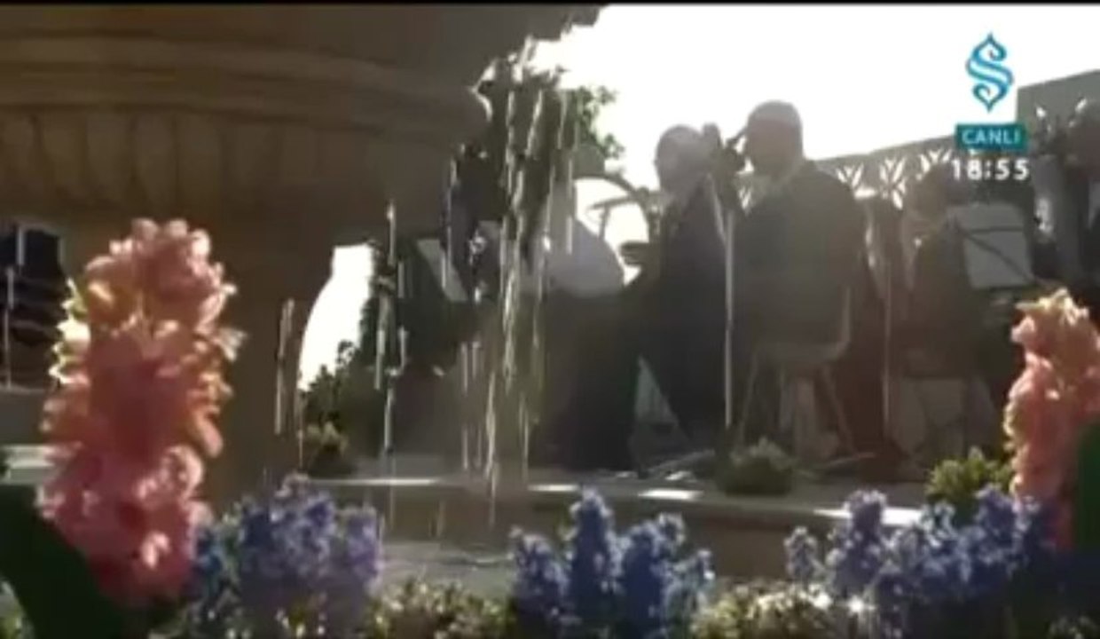 Yenidoğan Lalegül İlahi Grubu - Bir Kutlu Belde