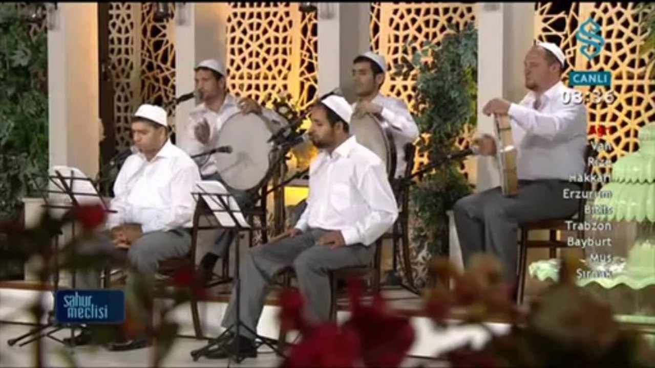 Yavuz Selim İlahi Grubu - Aşkınla Yanıyor Özler