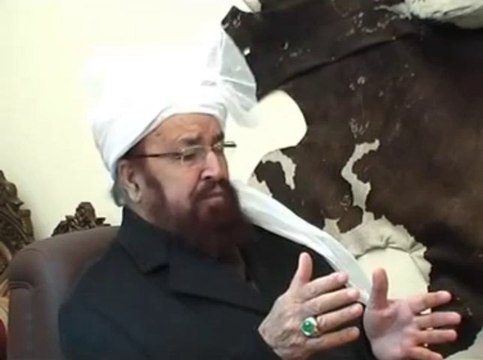 Interview of Hazrat Ameer Muhammad Akram Awan on Current affairs Daily Voice of Pakistan 26-2-13