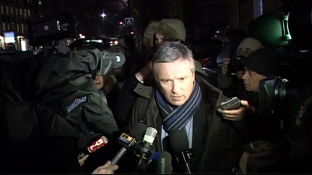 Paris (France) 13/02/2012 Jet de tomate sur Nicolas Dupont Aignan © LTL News