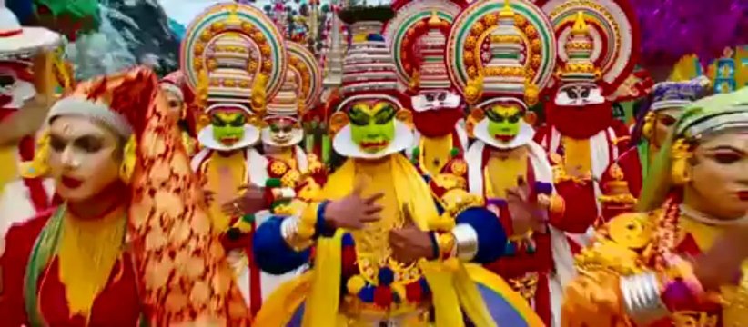 Chennai Express - Official Trailer Shah Rukh Khan _ Deepika Padukone _ Tune.pk