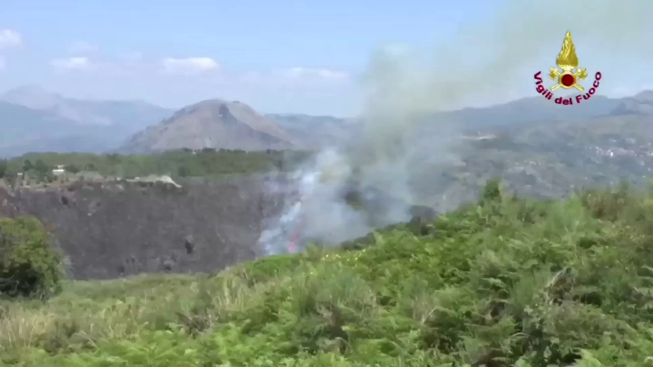 Cosenza - Incendi di vegetazione -1- (17.07.13)