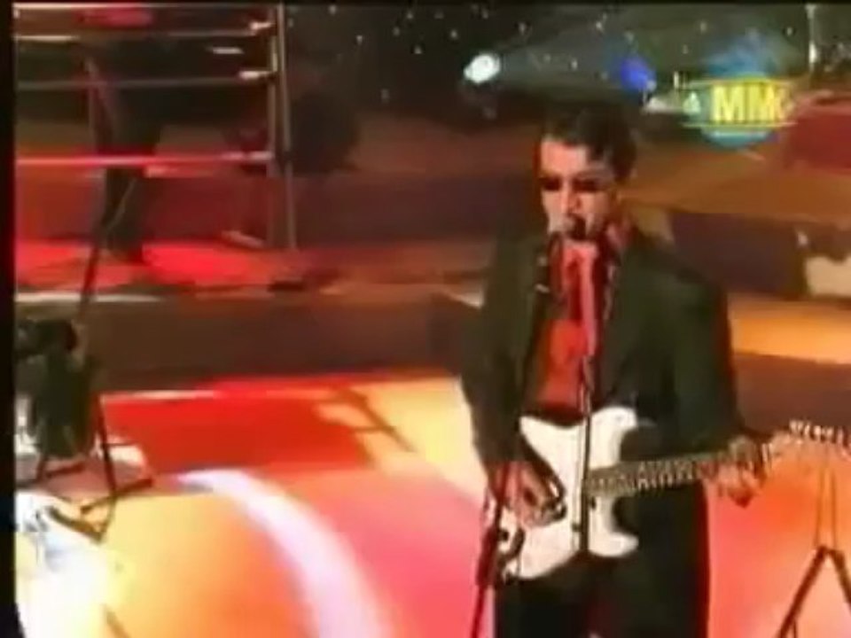 AYNA    -  ÖLÜNCE SEVEMEZSEM SENI