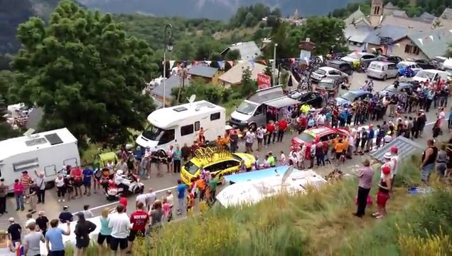 TDF Alpe DHuez Fan Gets Tripped Chasing Tejay Van Garderen