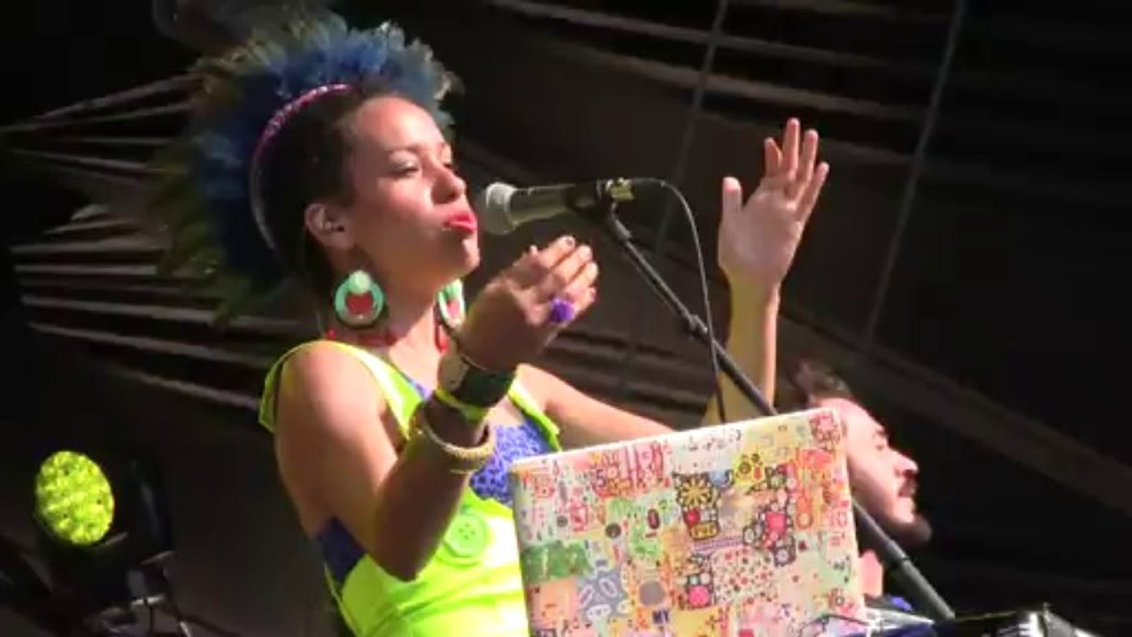 La Yegros en live  à Paris -été 2013-
