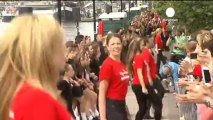 Irlanda: sul lungo-fiume dublinese, oltre 1.600 danzano...